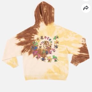 Patta Tie Dye Swirl Boxy Hooded Sweater in the Tapioca colorway EUC